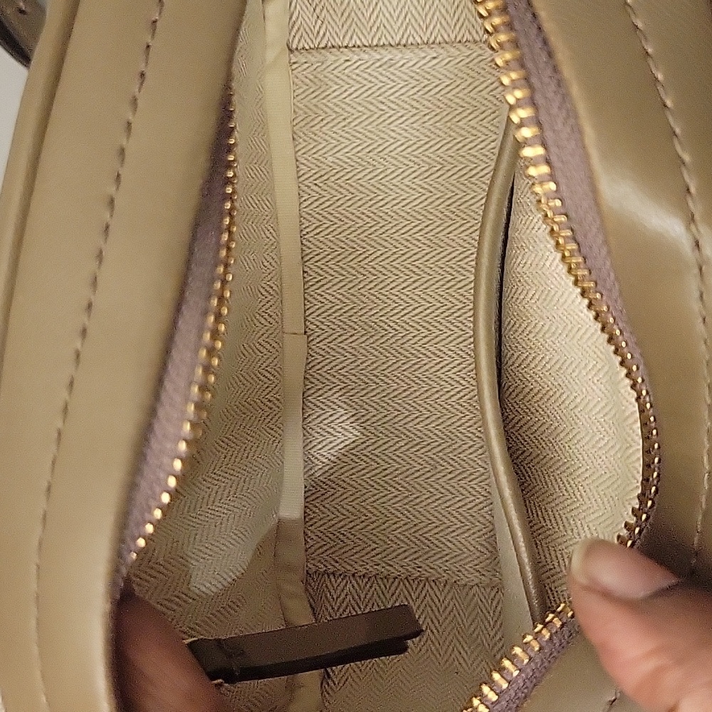Sold! Tory Burch Quilted Crossbody Bag - Picture 6 of 6